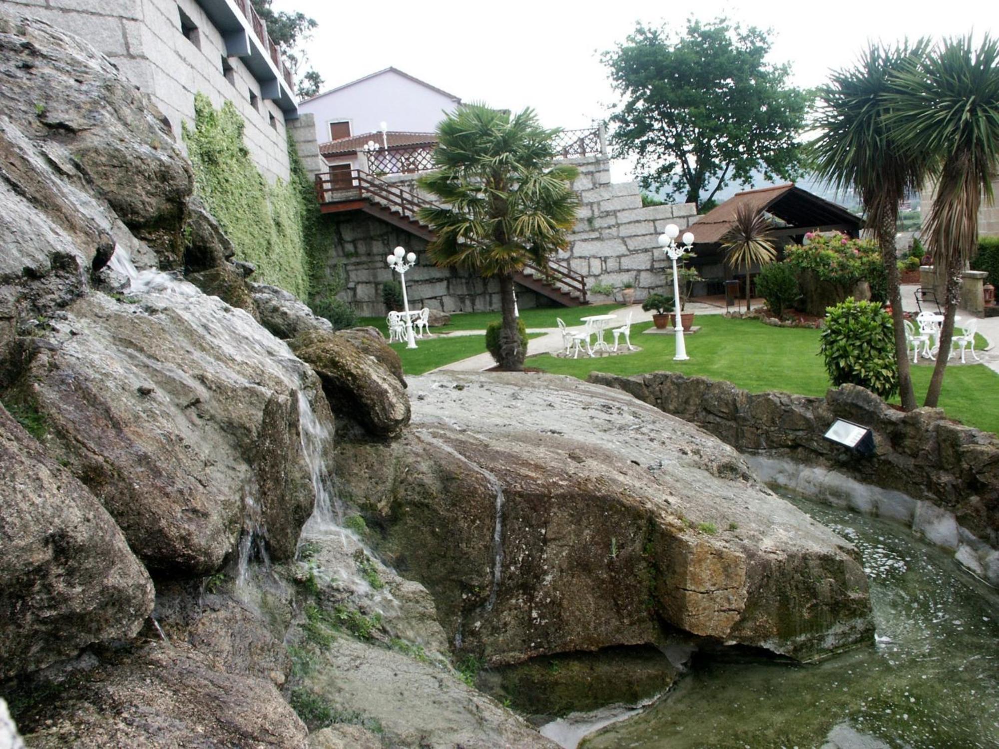 Casa Antiga Do Monte Guest House Lestrove ภายนอก รูปภาพ