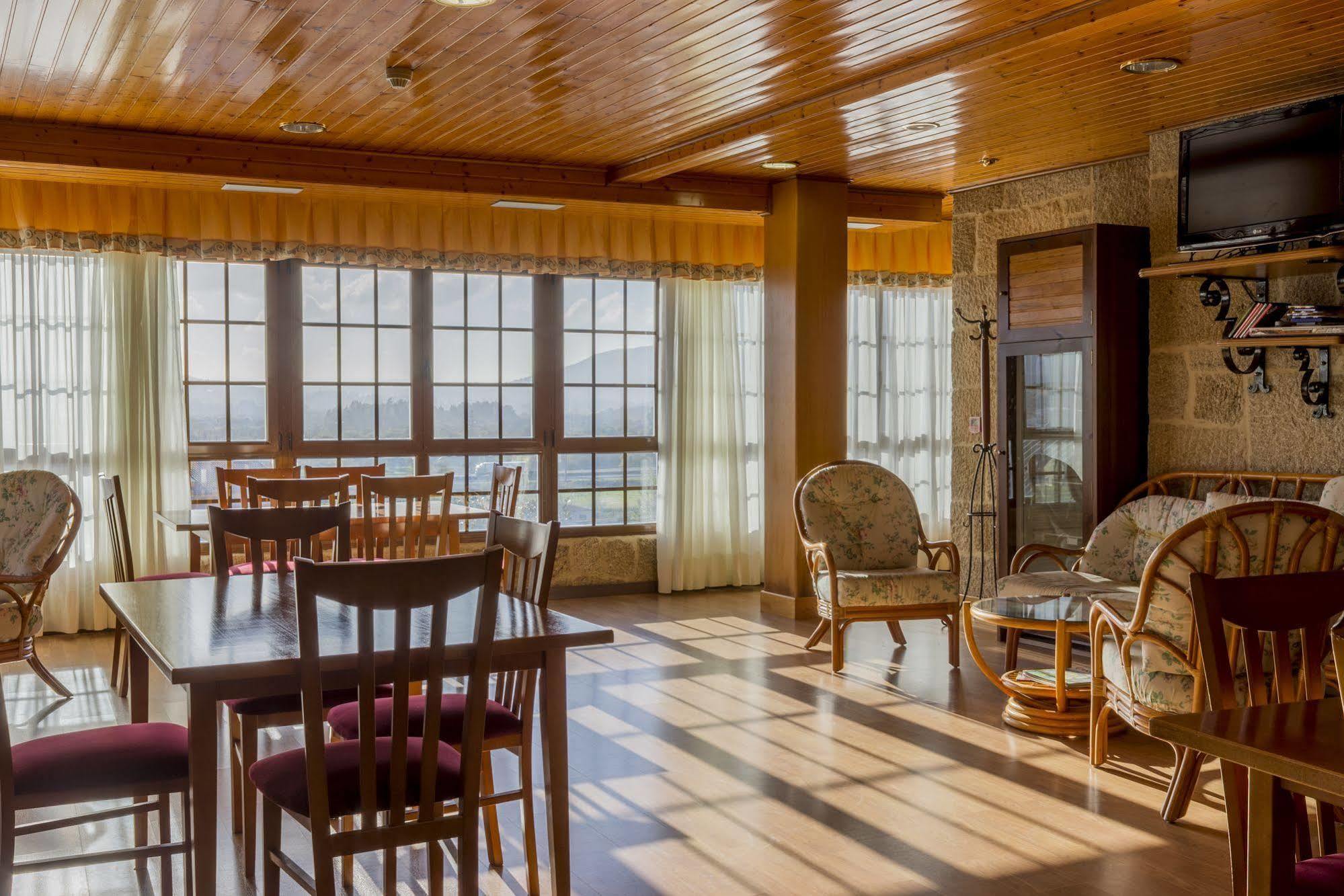 Casa Antiga Do Monte Guest House Lestrove ภายนอก รูปภาพ
