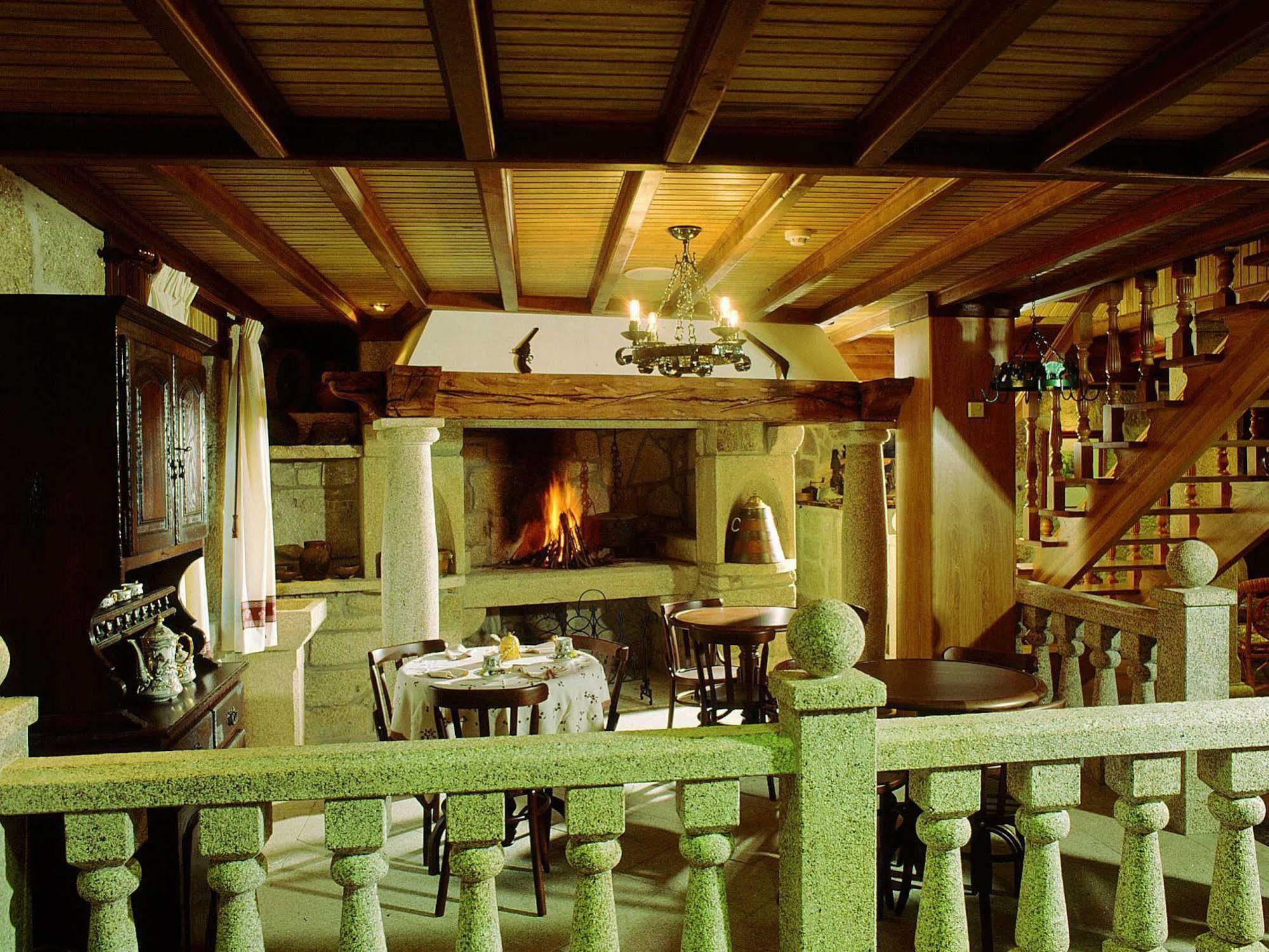 Casa Antiga Do Monte Guest House Lestrove ภายนอก รูปภาพ